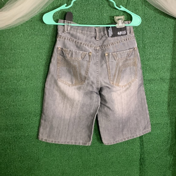 Gs115 - Picture 2 of 2